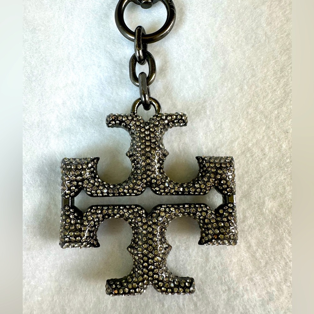 Tory Burch Key Ring- very gently used; dark silver in tone